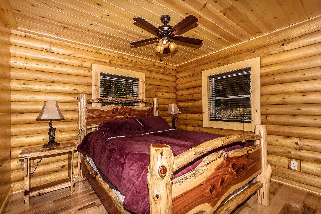 Hocking Hills Cabins & Resort Foxfire Logan Kültér fotó